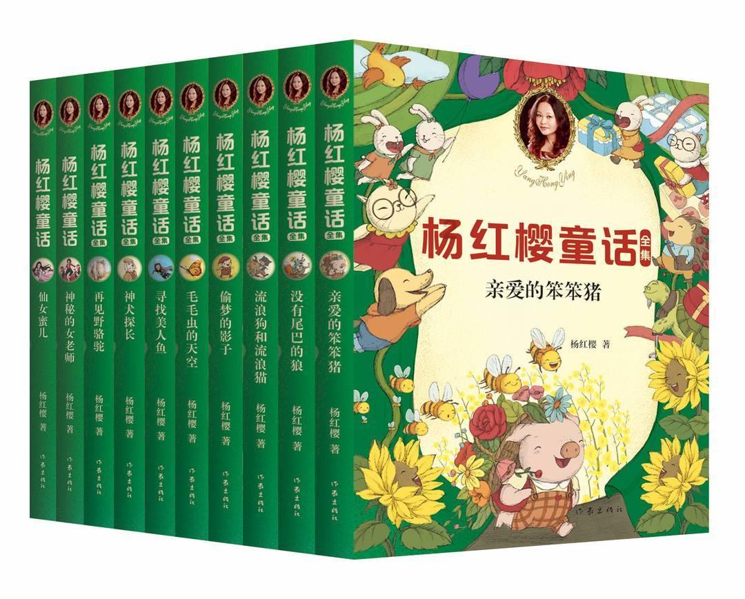 一只流浪狗渴望被爱,露出肚皮让女生抚摸,还心惊胆战看着周围!